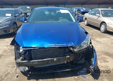 2021 Kia Forte Lxs z USA, uszkodzony, nr VIN 3KPF24AD4ME277261